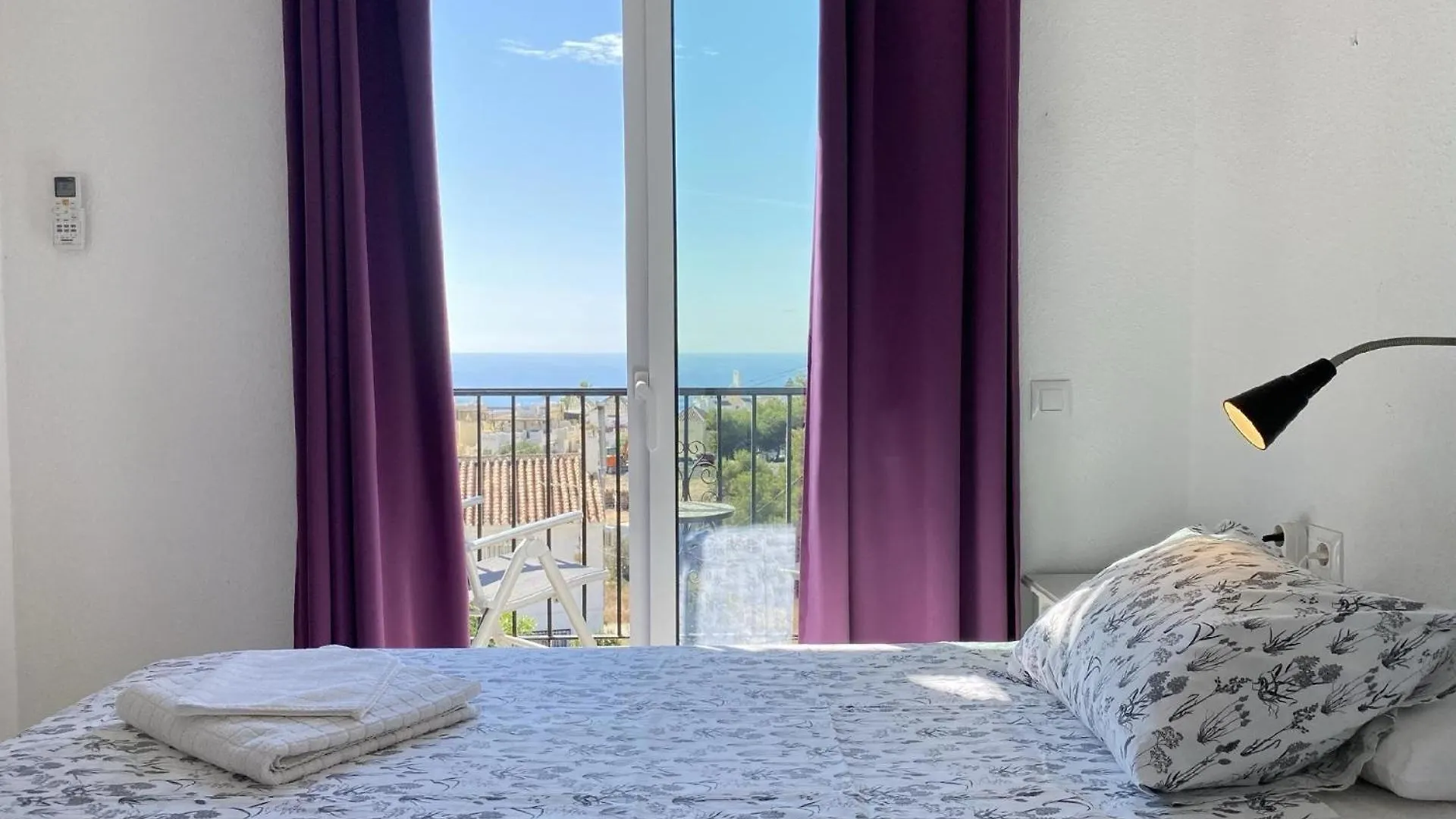 Ferienhaus Mit Privatpool Fuer 6 Personen Ca 100 Qm In Nerja, Andalusien Costa Del Sol Nerja